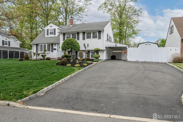 384 Maplewood Avenue, Colonia, NJ 07067