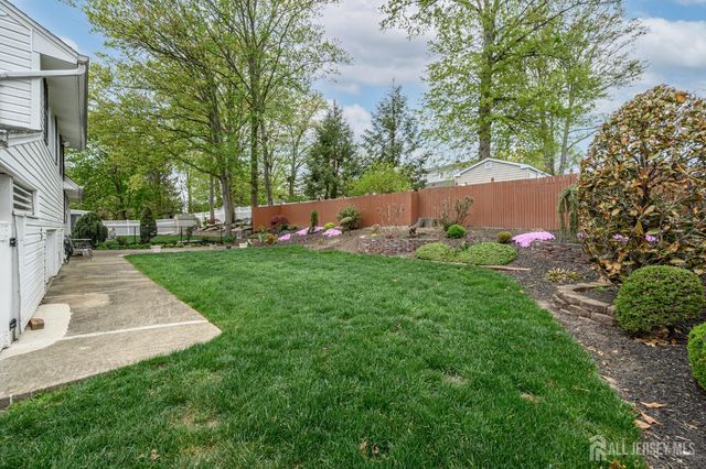 384 Maplewood Avenue, Colonia, NJ 07067