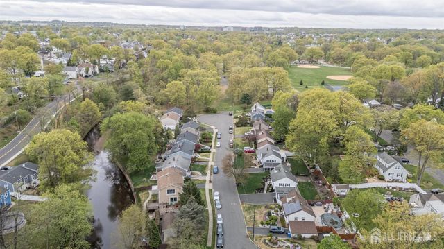 384 Maplewood Avenue, Colonia, NJ 07067