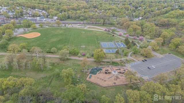 384 Maplewood Avenue, Colonia, NJ 07067