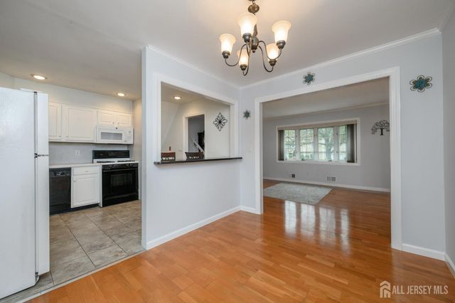 384 Maplewood Avenue, Colonia, NJ 07067