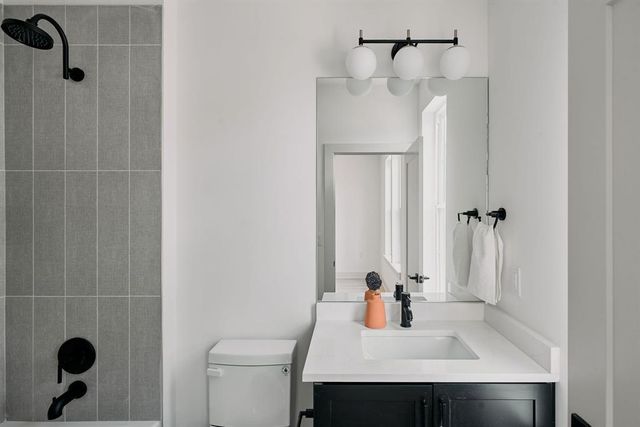 2209 Woodland Ave 802, Austin, TX 78741