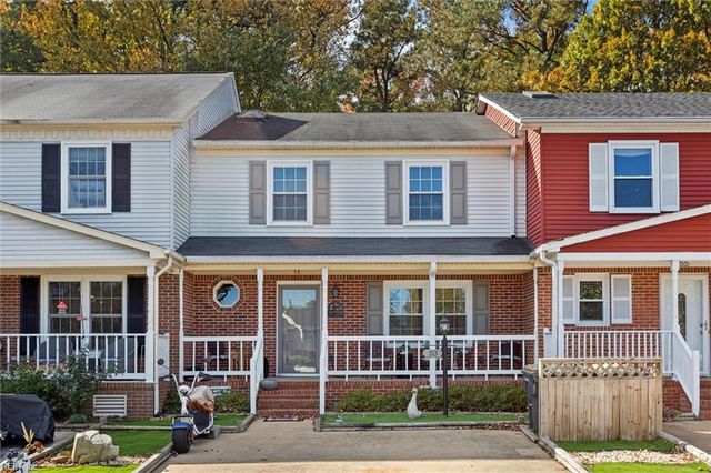 53 S Valasia RD, Poquoson, VA 23662