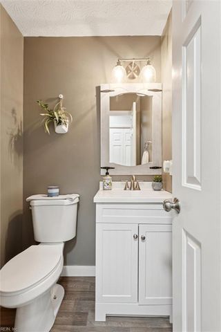 53 S Valasia RD, Poquoson, VA 23662