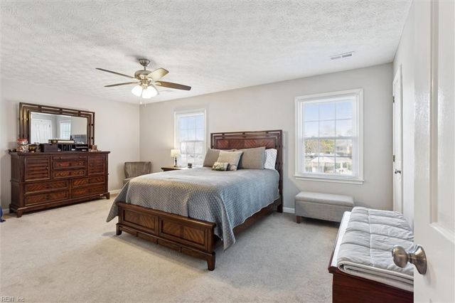 53 S Valasia RD, Poquoson, VA 23662