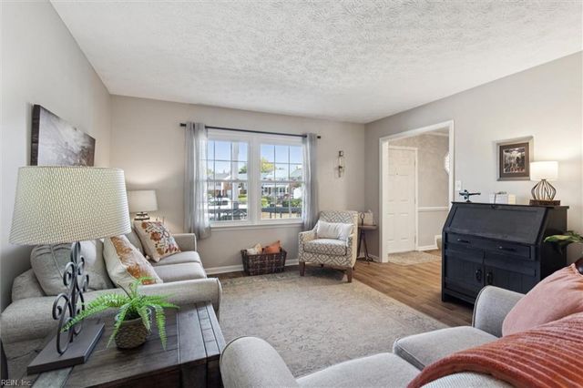 53 S Valasia RD, Poquoson, VA 23662