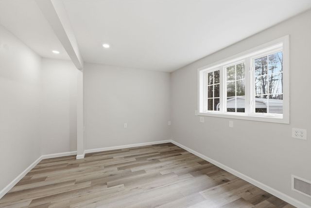 10 Gardner Falls Road, Buckland, MA 01370