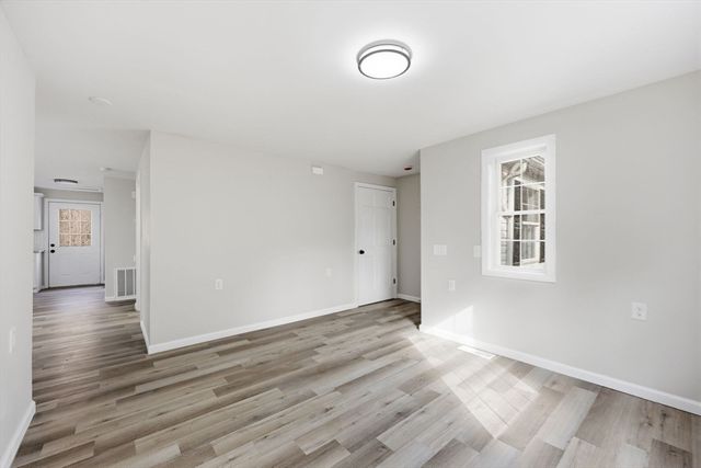 10 Gardner Falls Road, Buckland, MA 01370