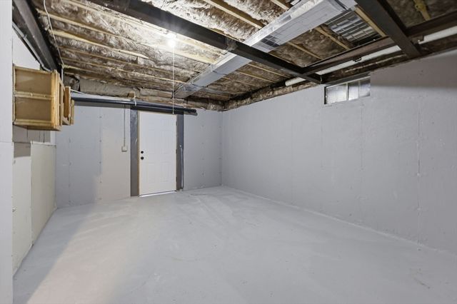 10 Gardner Falls Road, Buckland, MA 01370