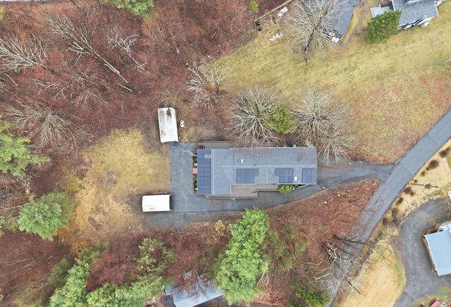 10 Gardner Falls Road, Buckland, MA 01370