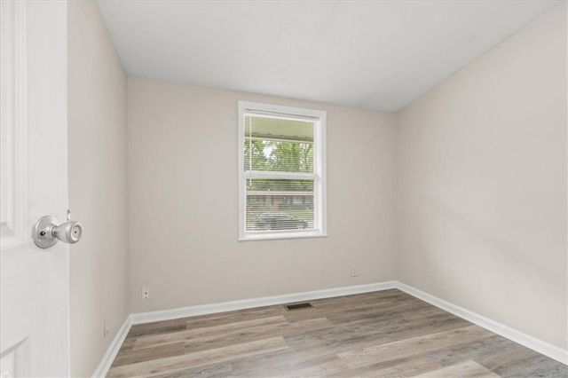 8501 E 93RD Street, Kansas City, MO 64138