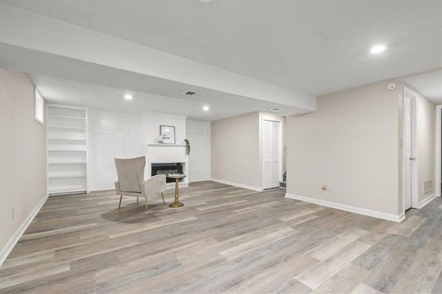8501 E 93RD Street, Kansas City, MO 64138
