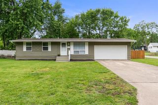 8501 E 93RD Street, Kansas City, MO 64138