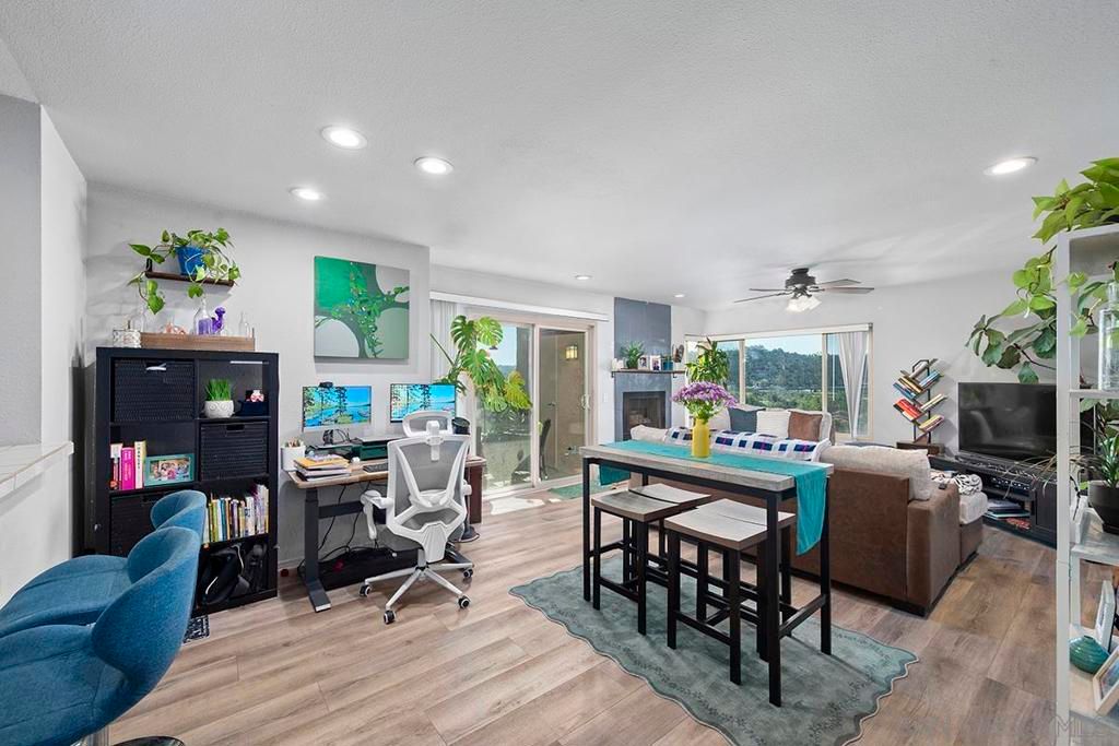 Image 13 of property listing at 10400 caminito Cuervo 264, San Diego, CA 92108