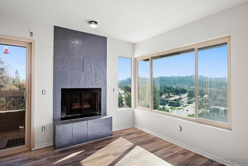 Image 21 of property listing at 10400 caminito Cuervo 264, San Diego, CA 92108