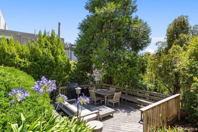 1335 Filbert Street 303, San Francisco, CA 94109