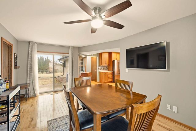 1525 River Highlands DRIVE, Oconomowoc, WI 53066