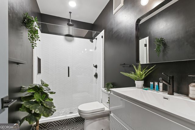 208 12th Street NE 202, Atlanta, GA 30309