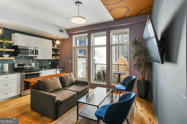 208 12th Street NE 202, Atlanta, GA 30309