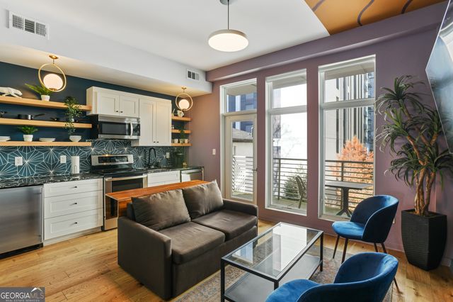 208 12th Street NE 202, Atlanta, GA 30309