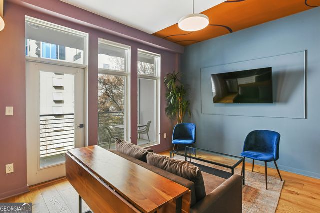 208 12th Street NE 202, Atlanta, GA 30309