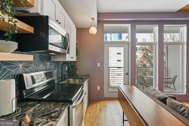 208 12th Street NE 202, Atlanta, GA 30309
