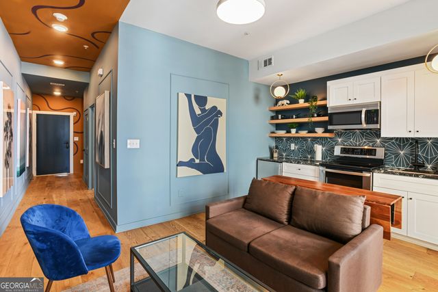 208 12th Street NE 202, Atlanta, GA 30309