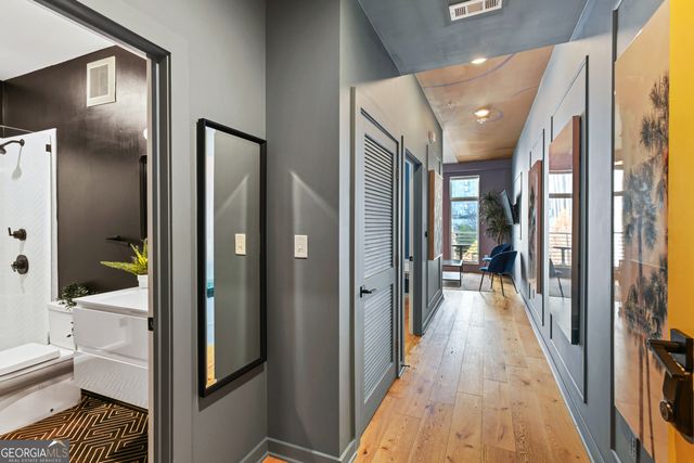208 12th Street NE 202, Atlanta, GA 30309