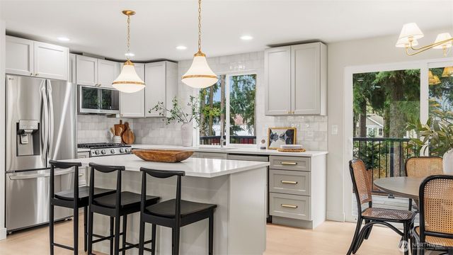 17069 142nd PL NE, Woodinville, WA 98072