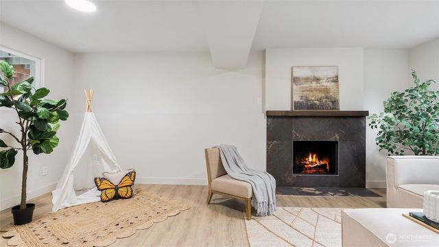 17069 142nd PL NE, Woodinville, WA 98072