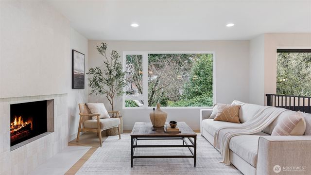 17069 142nd PL NE, Woodinville, WA 98072