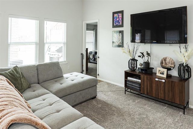 245 Vista Drive, Yukon, OK 73099