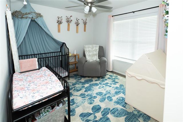245 Vista Drive, Yukon, OK 73099