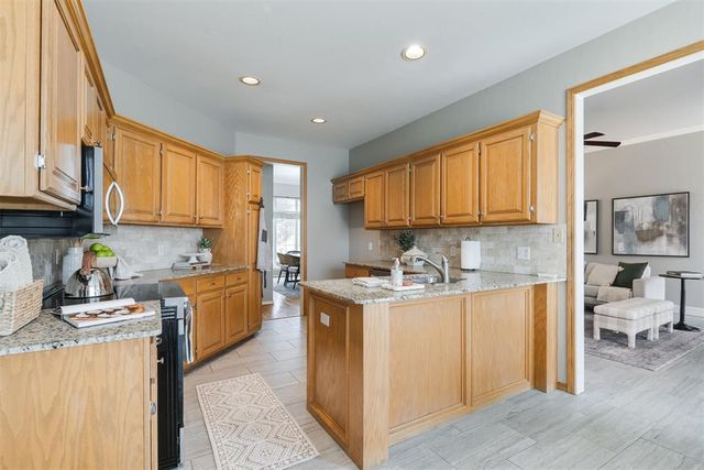 1112 Copperfield Drive, Edmond, OK 73003
