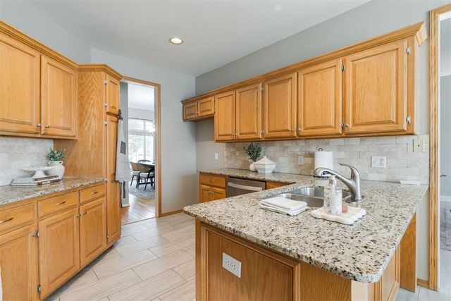 1112 Copperfield Drive, Edmond, OK 73003