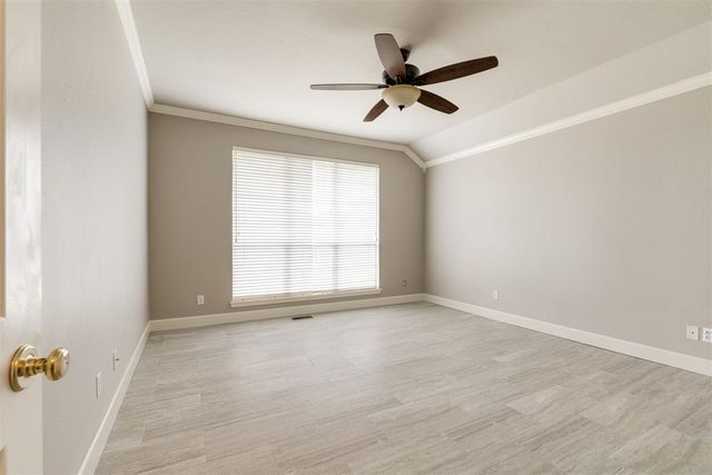 1112 Copperfield Drive, Edmond, OK 73003