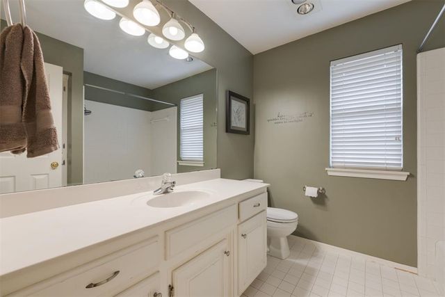 1112 Copperfield Drive, Edmond, OK 73003