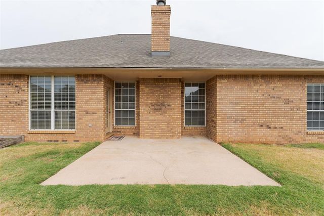 1112 Copperfield Drive, Edmond, OK 73003
