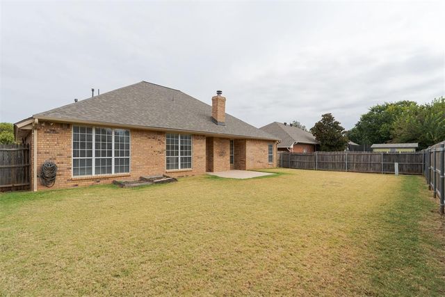 1112 Copperfield Drive, Edmond, OK 73003