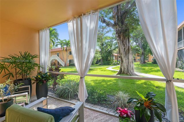 1940 NE 2nd Ave 118J, Wilton Manors, FL 33305
