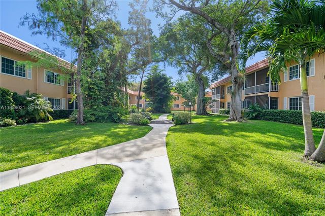 1940 NE 2nd Ave 118J, Wilton Manors, FL 33305