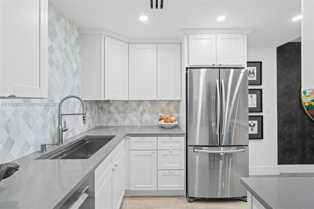 1940 NE 2nd Ave 118J, Wilton Manors, FL 33305