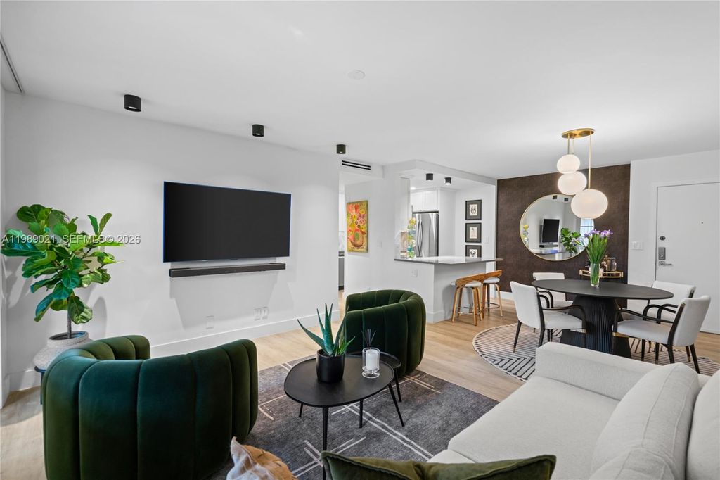 1940 NE 2nd Ave 118J, Wilton Manors, FL 33305