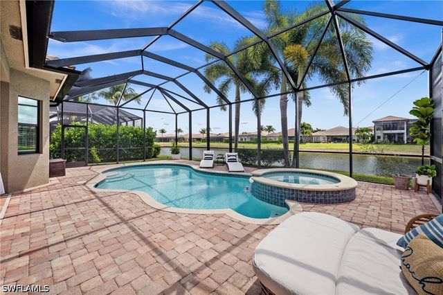 3454 Pacific DR, Naples, FL 34119