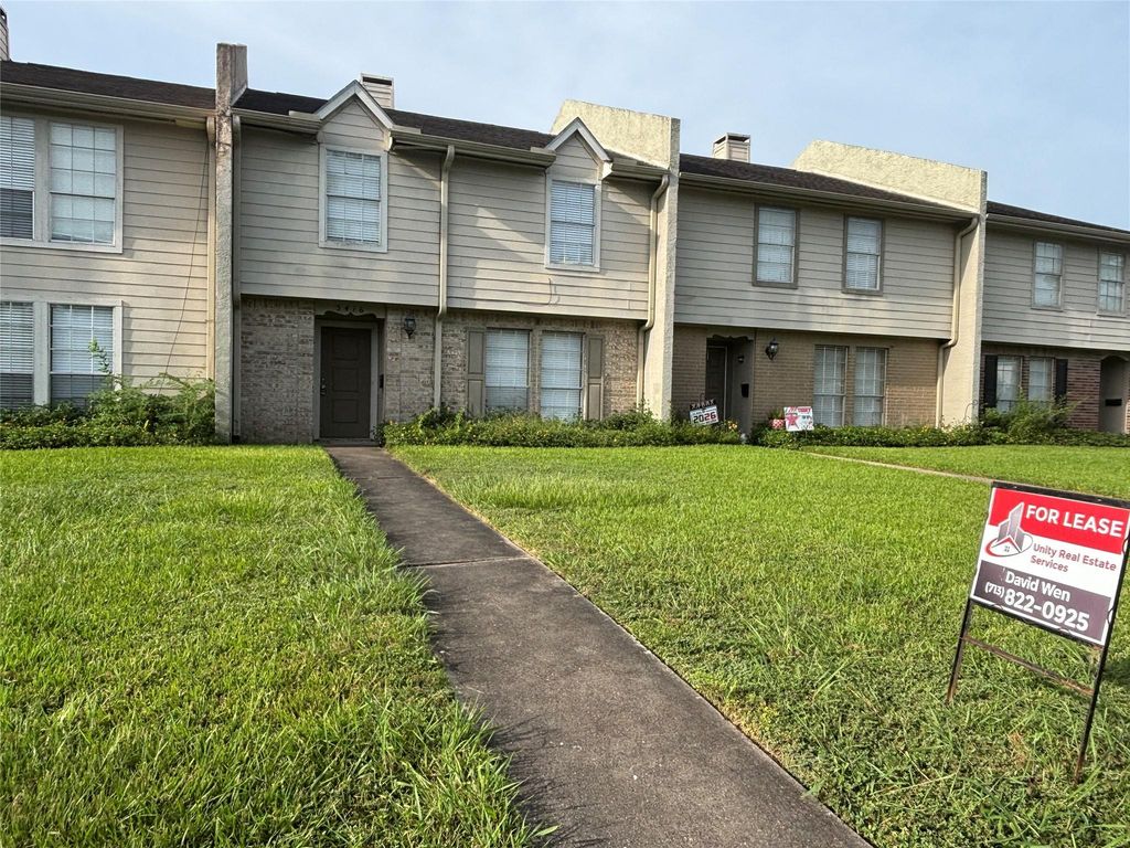 3416 Avenue P, Rosenberg, TX 77471