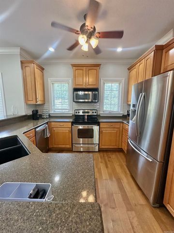 107 Saint Thomas Cv Cove, Hot Springs, AR 71913