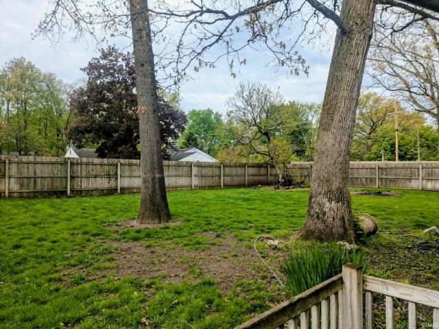 23474 Forest Lane, Elkhart, IN 46516