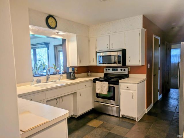 23474 Forest Lane, Elkhart, IN 46516