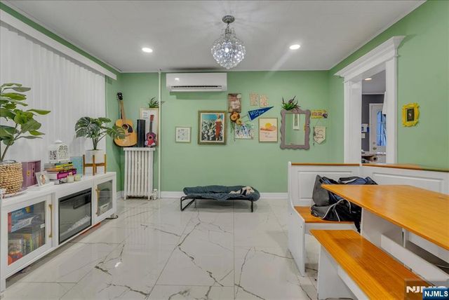 644 Valley Brook Avenue, Lyndhurst, NJ 07071