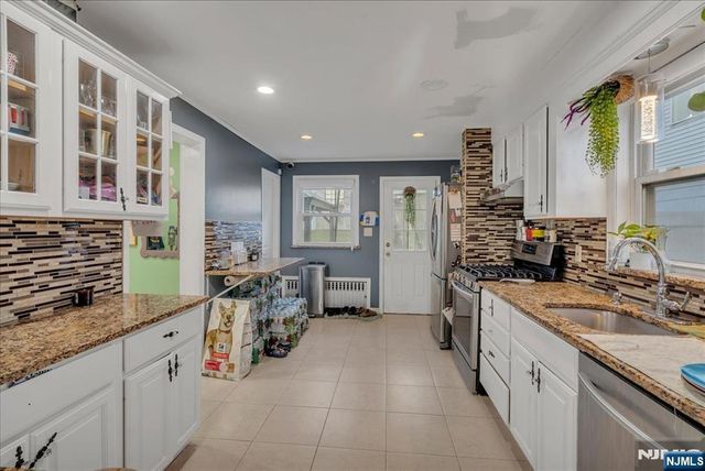 644 Valley Brook Avenue, Lyndhurst, NJ 07071